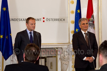 Donald Tusk bei Bundeskanzler Faymann (20110408 0052)